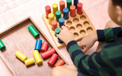 Jaka jest różnica między metodą Montessori a tradycyjnego nauczania?